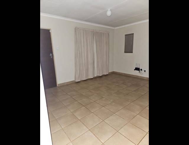 2 BEDROOM HOUSE FOR SALE IN SKY CITY